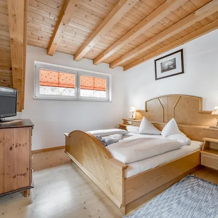 Appartmenthaus Dekupi's 아파트 *