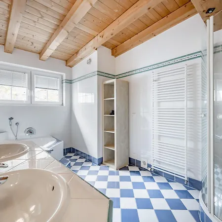 Appartmenthaus Dekupi's *