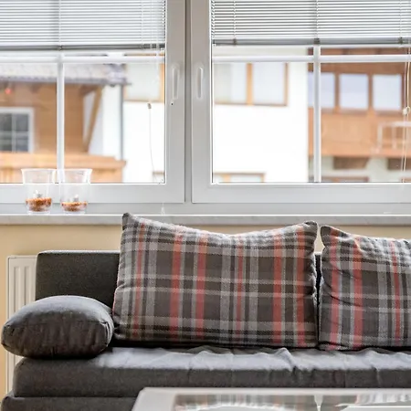 아파트 Appartmenthaus Dekupi's 솔덴