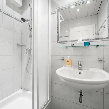Apartment Appartmenthaus Dekupi's *