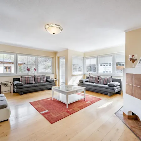 Appartmenthaus Dekupi's *